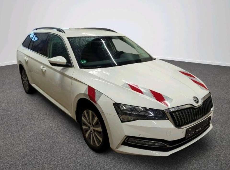 Skoda Superb - Imagem 9