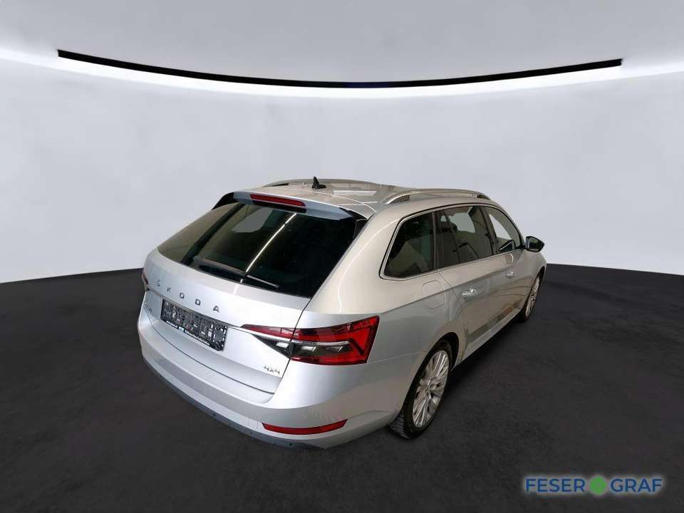 Skoda Superb - Imagem 4