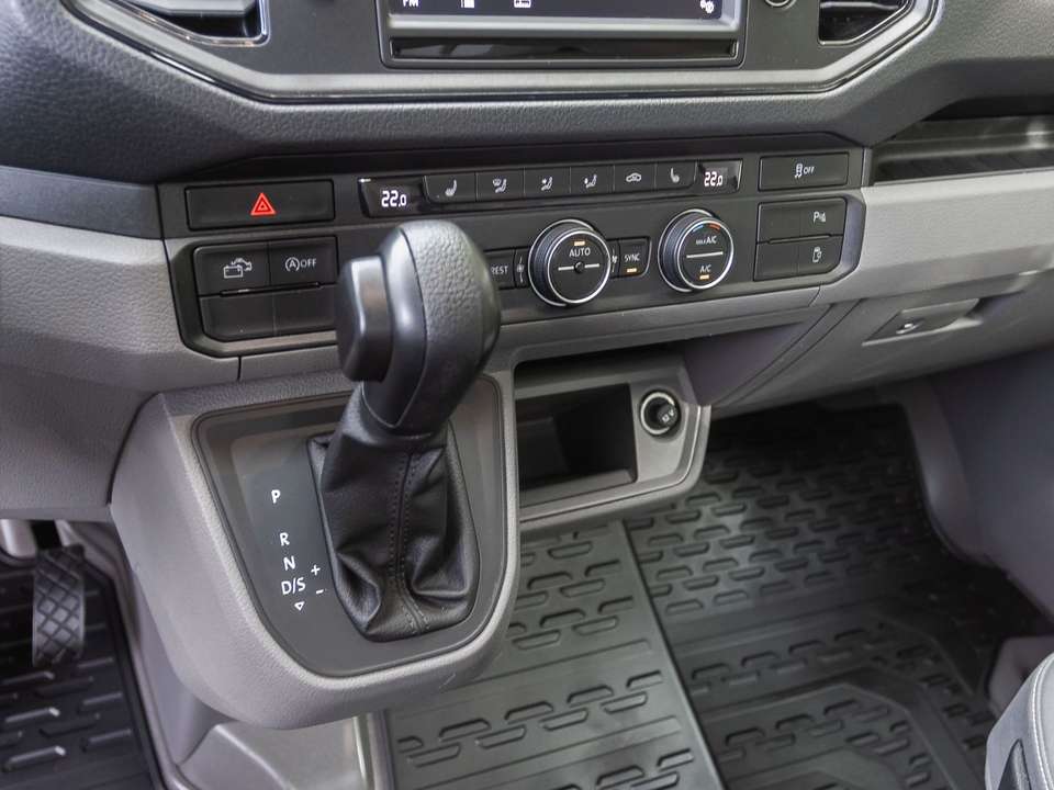 Volkswagen Grand California - Imagem 14