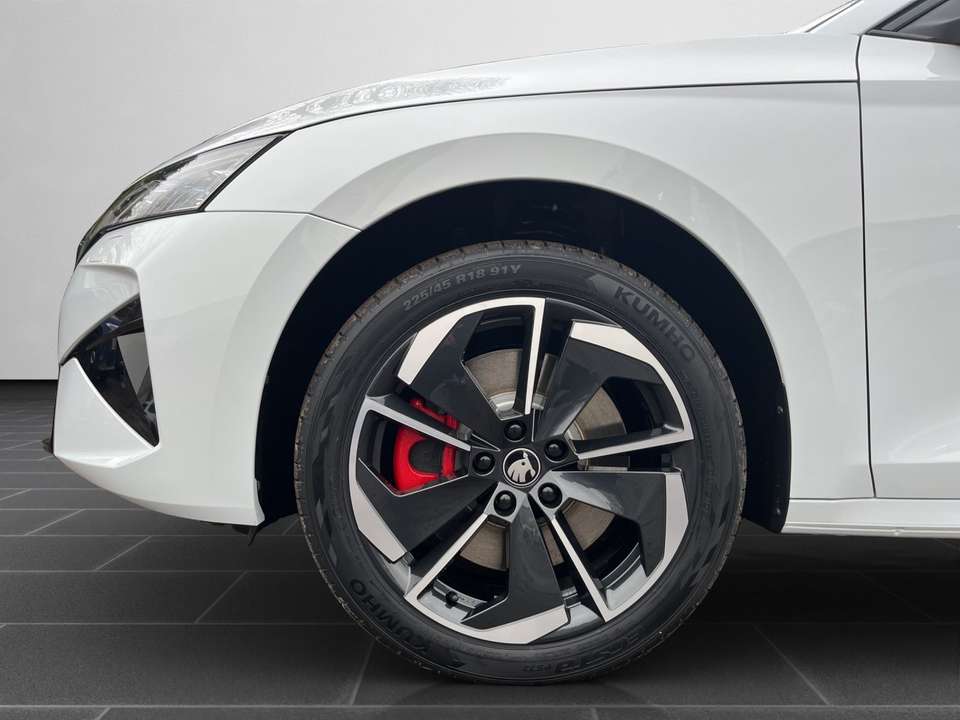 Skoda Octavia - Imagem 8