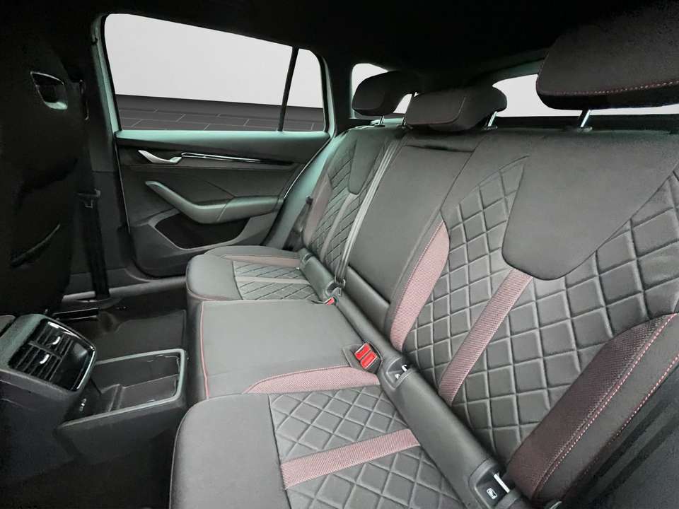Skoda Octavia - Imagem 14