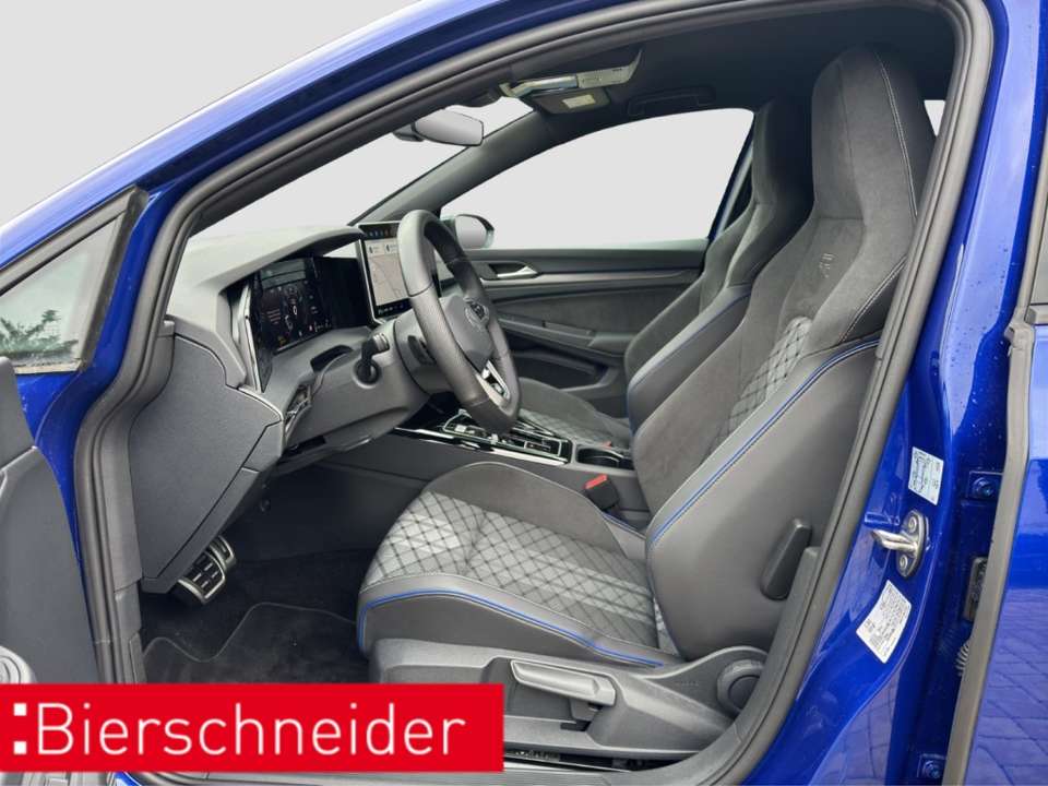 Volkswagen Golf Variant - Imagem 13