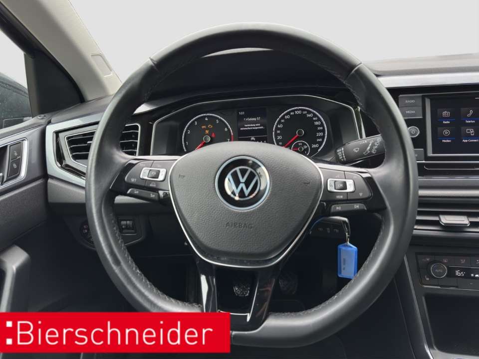 Volkswagen Polo - Imagem 14