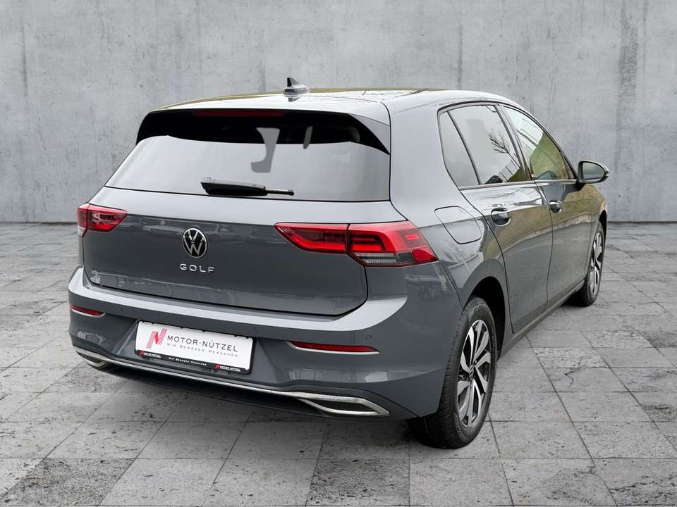 Volkswagen Golf - Imagem 6