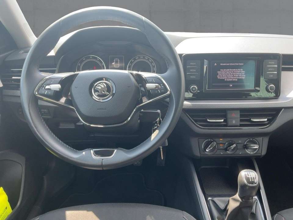 Skoda Scala - Imagem 9