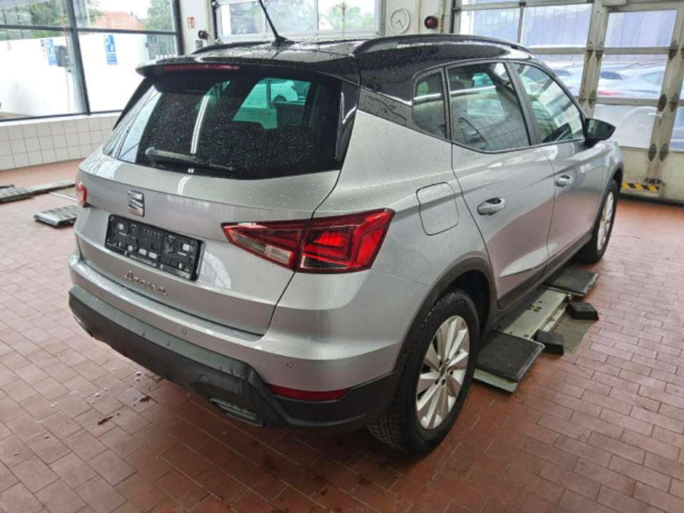 SEAT Arona - Imagem 5