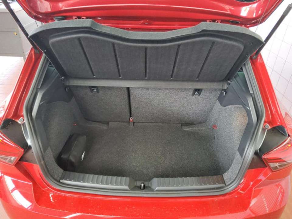 SEAT Ibiza - Imagem 10