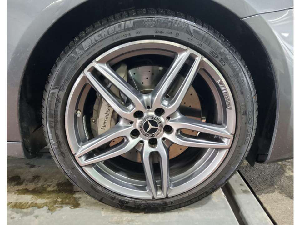 Mercedes-Benz E 450 - Imagem 9