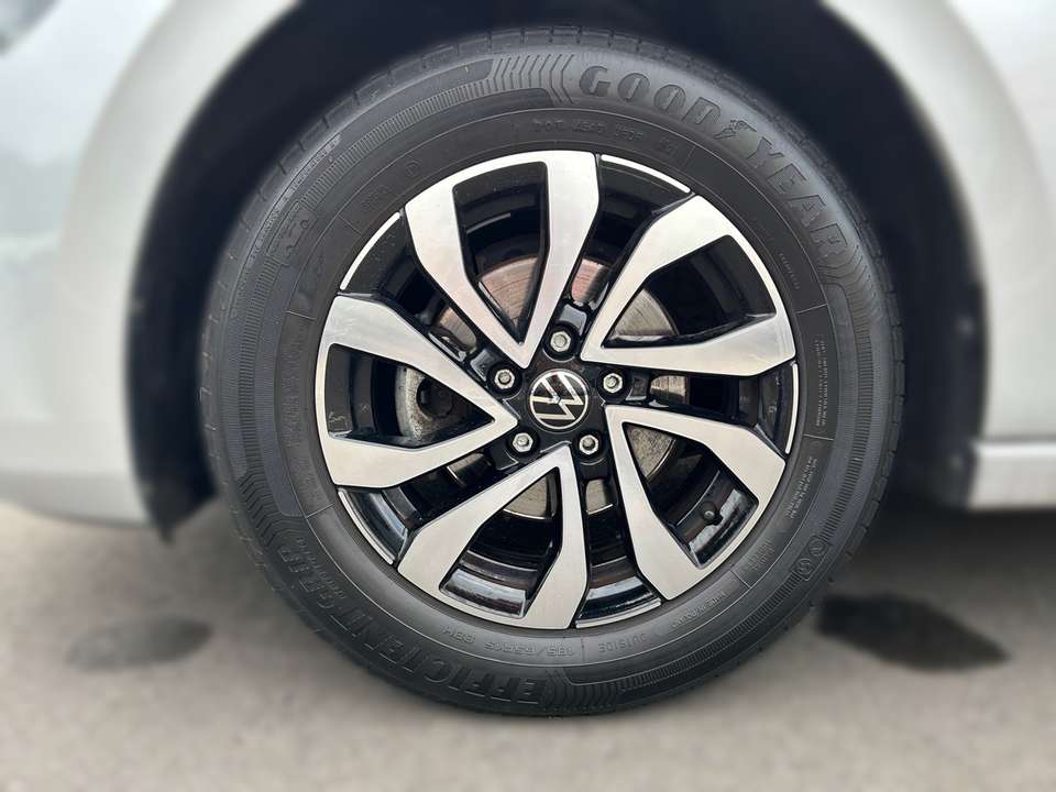 Volkswagen Polo - Imagem 8