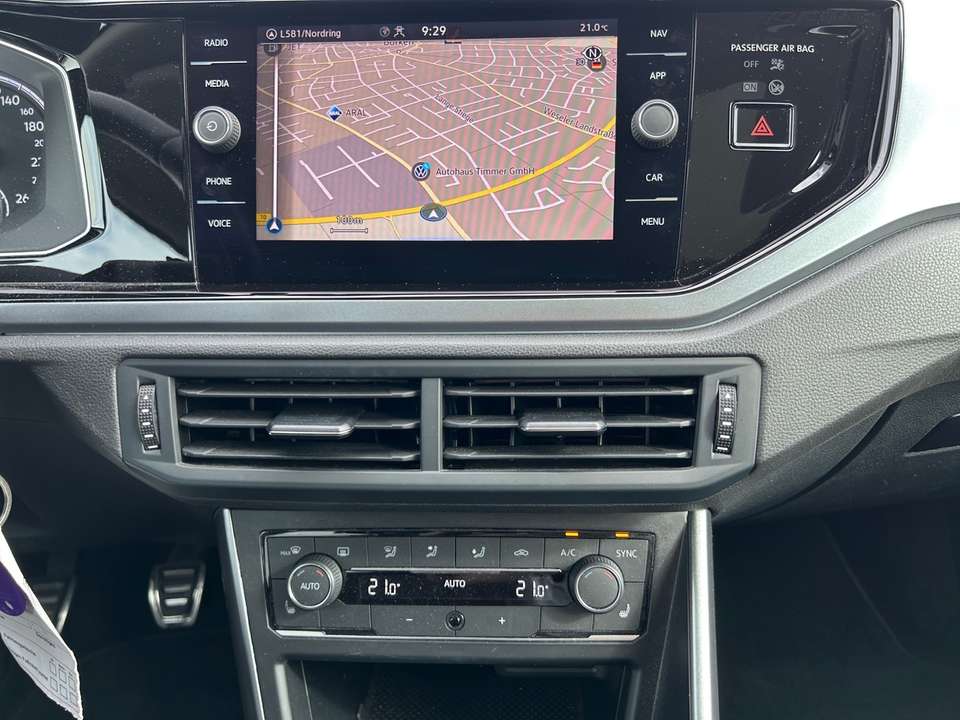 Volkswagen Polo - Imagem 13