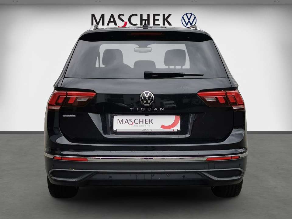 Volkswagen Tiguan Allspace - Imagem 5
