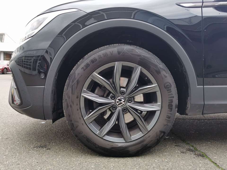 Volkswagen Tiguan Allspace - Imagem 9