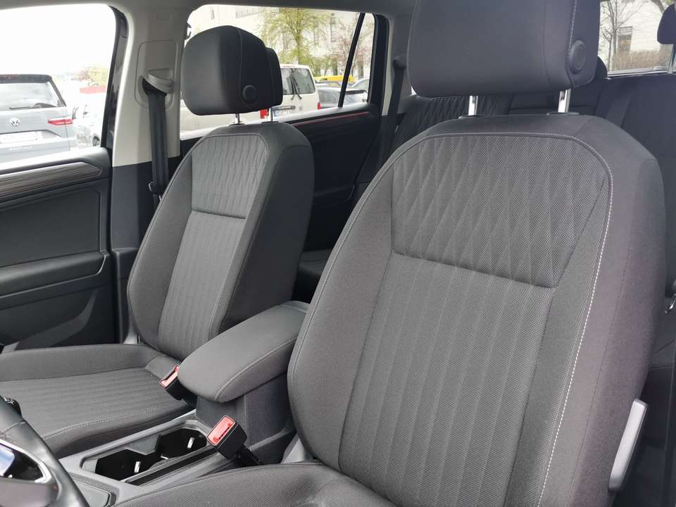 Volkswagen Tiguan Allspace - Imagem 12