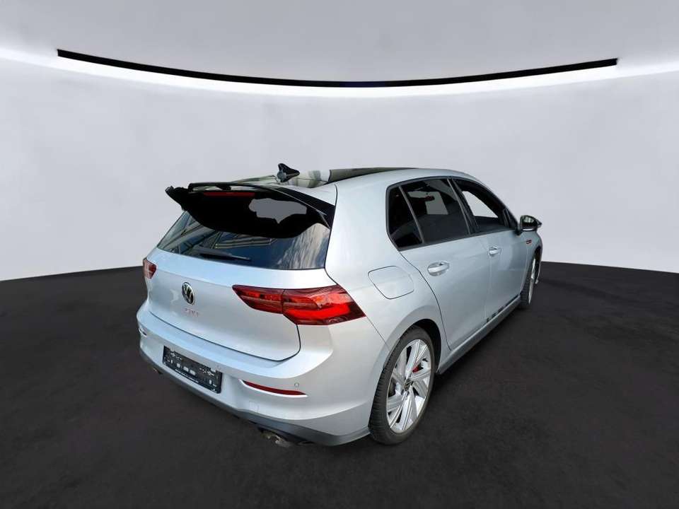 Volkswagen Golf GTI - Imagem 5