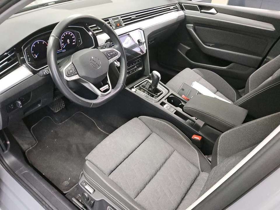 Volkswagen Passat Variant - Imagem 6