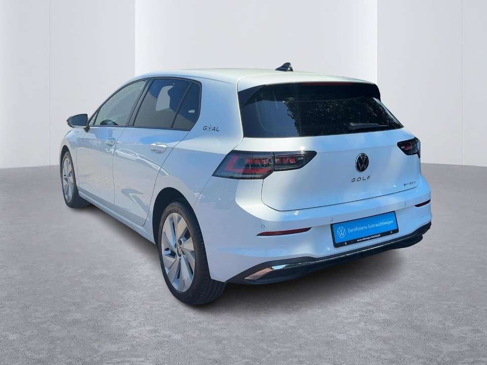 Volkswagen Golf - Imagem 3