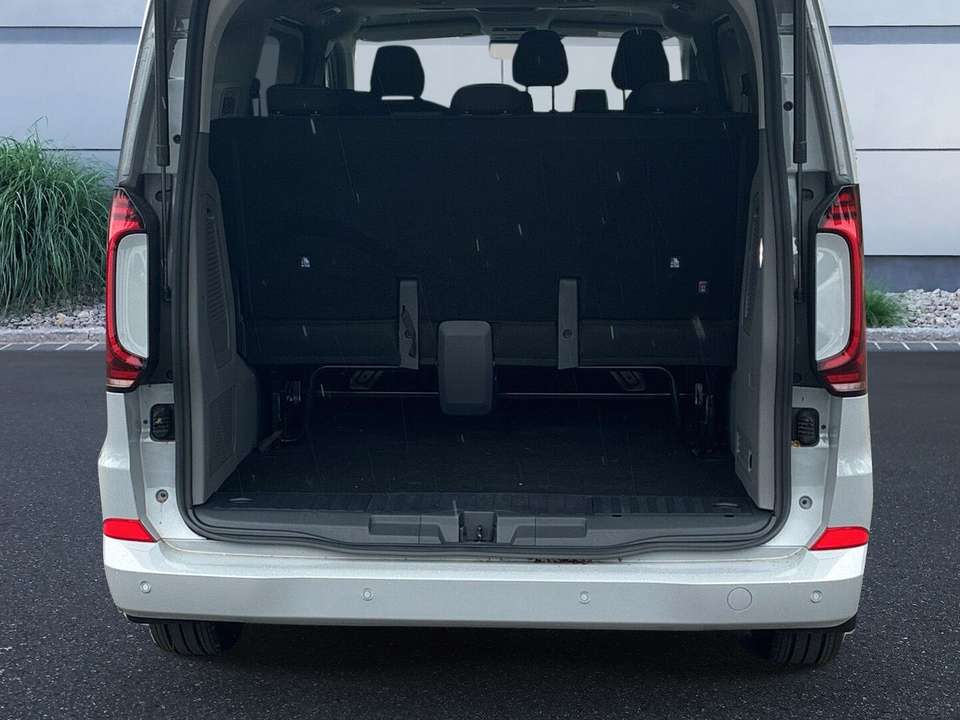 Volkswagen T7 Caravelle - Imagem 8