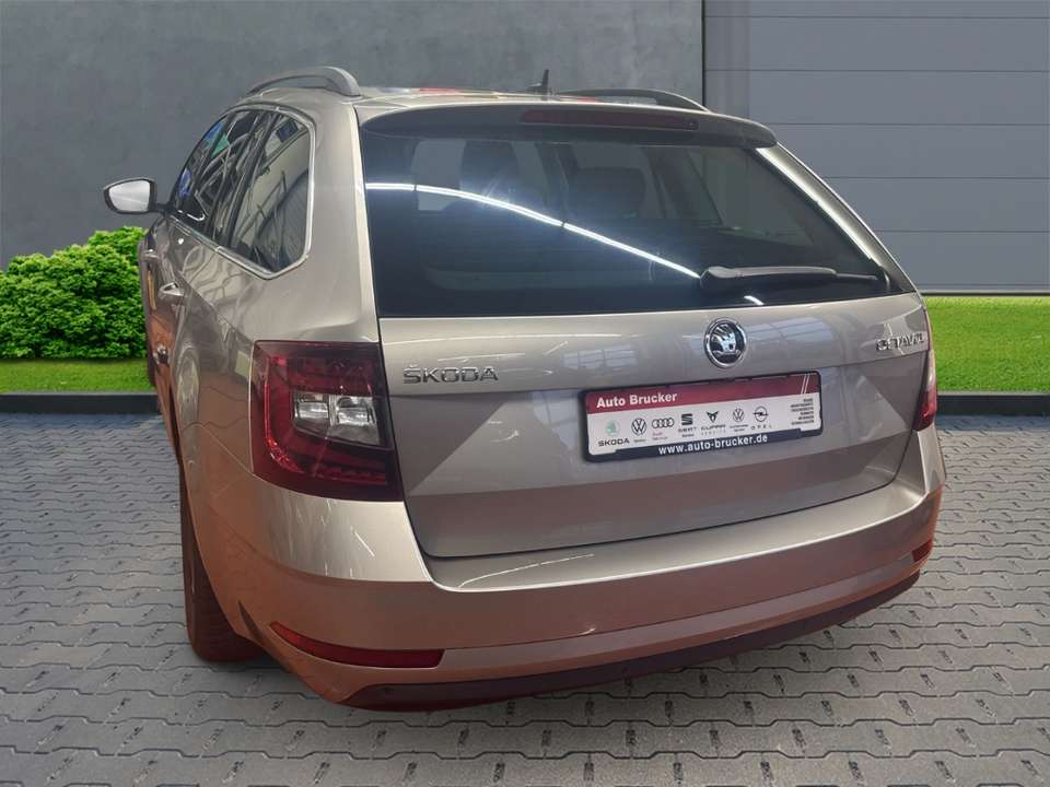 Skoda Octavia - Imagem 2