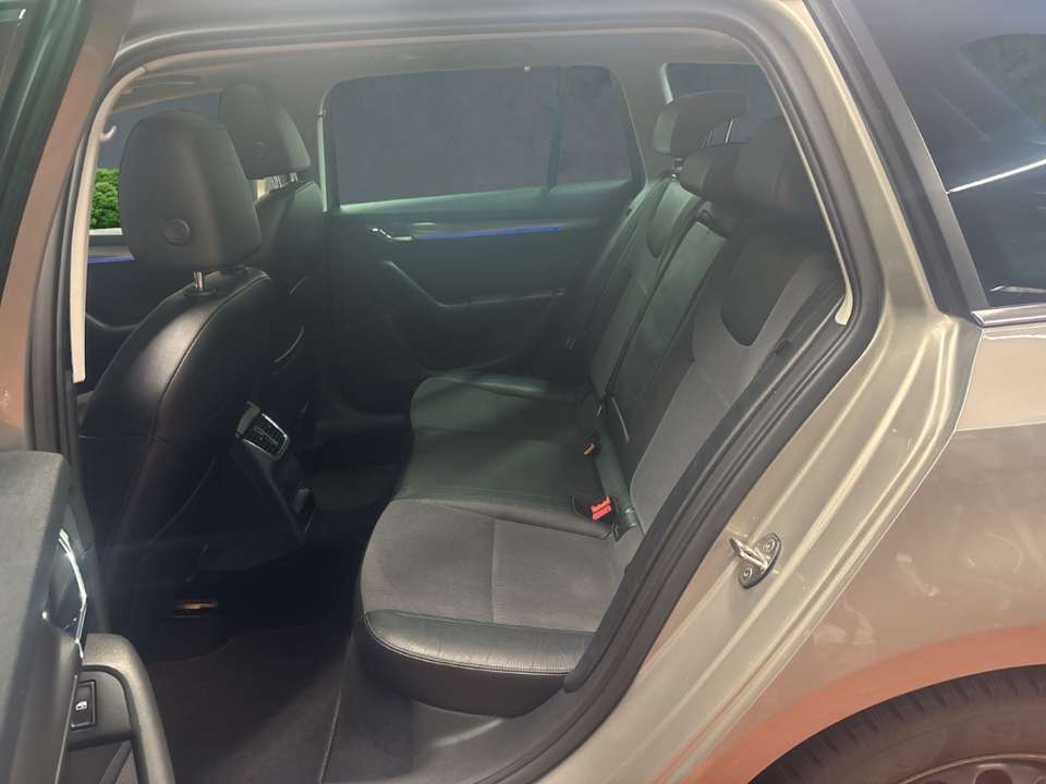 Skoda Octavia - Imagem 6