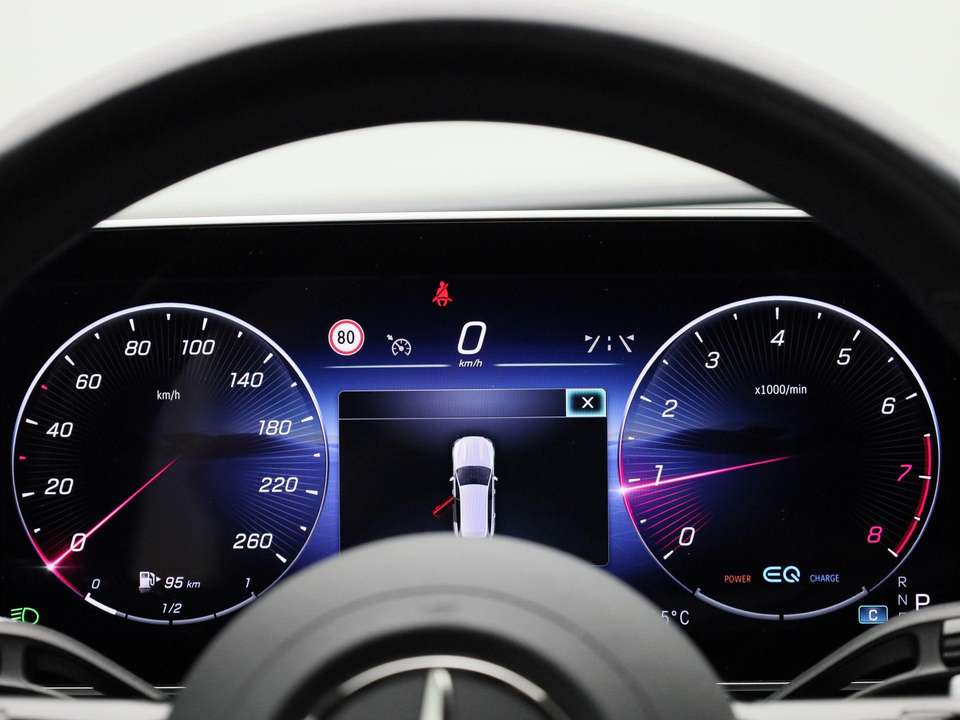 Mercedes-Benz C 200 - Imagem 9