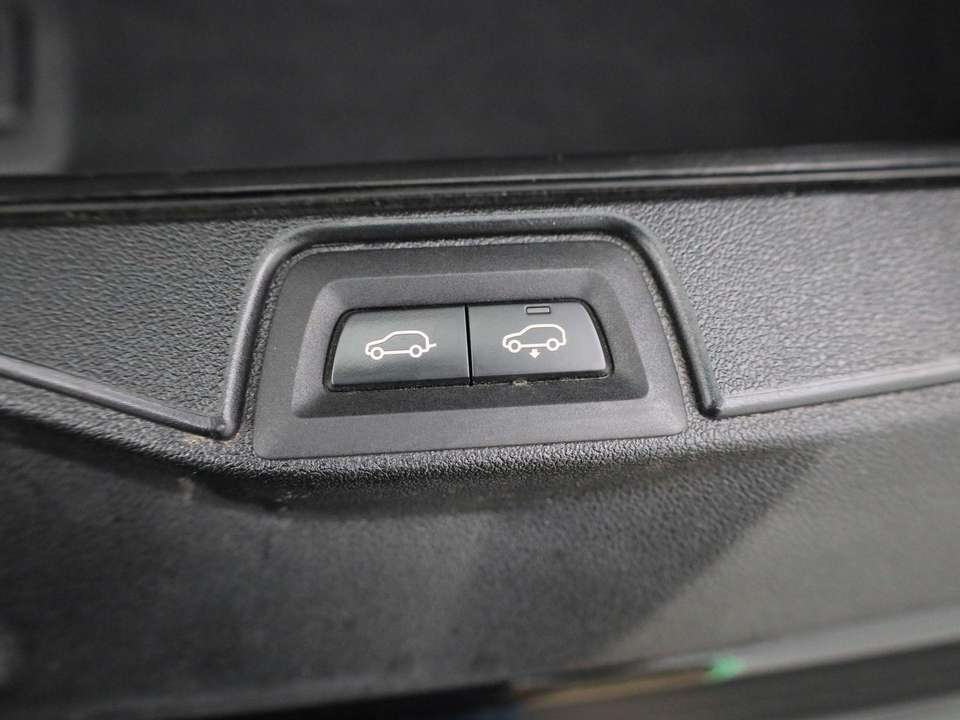 BMW X5 - Imagem 14