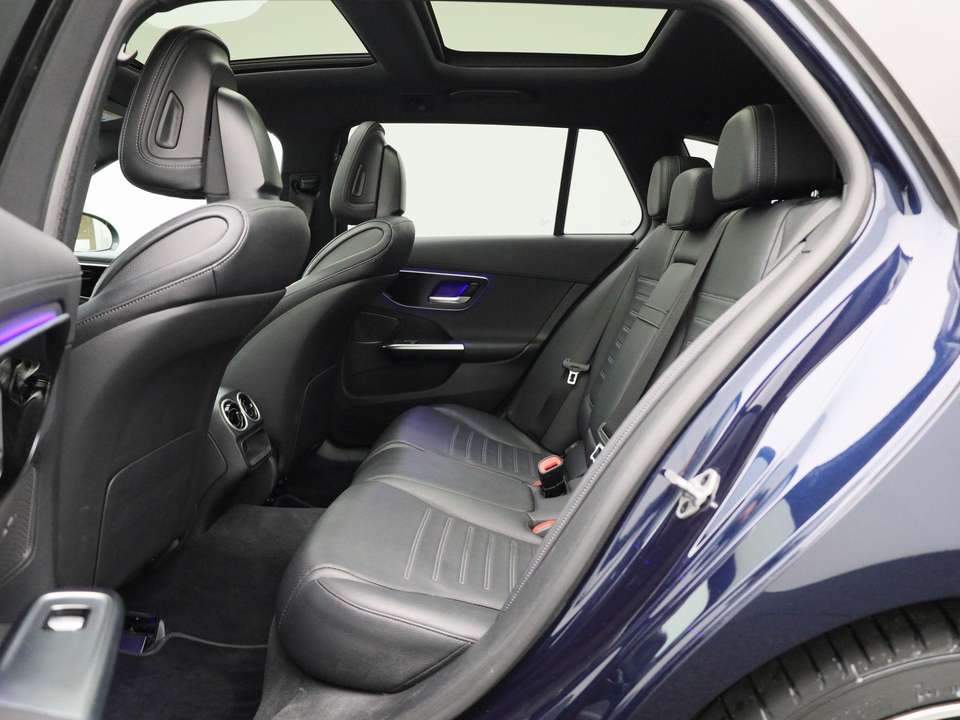 Mercedes-Benz C 200 - Imagem 12