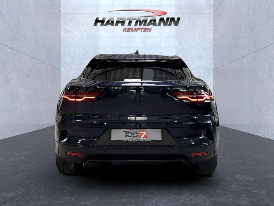 Jaguar I-Pace - Imagem 8