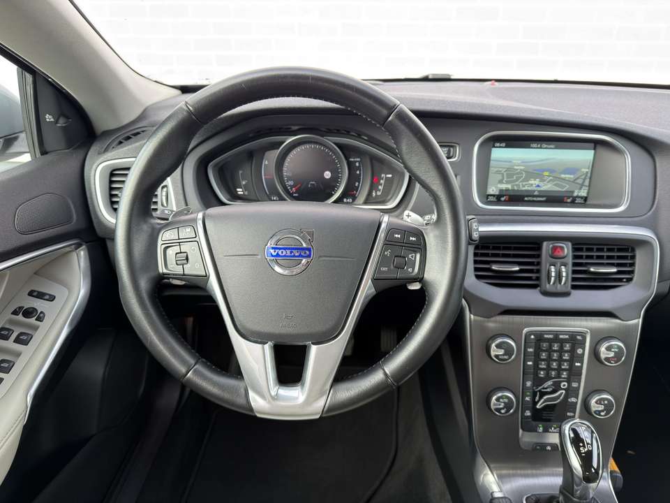 Volvo V40 - Imagem 9