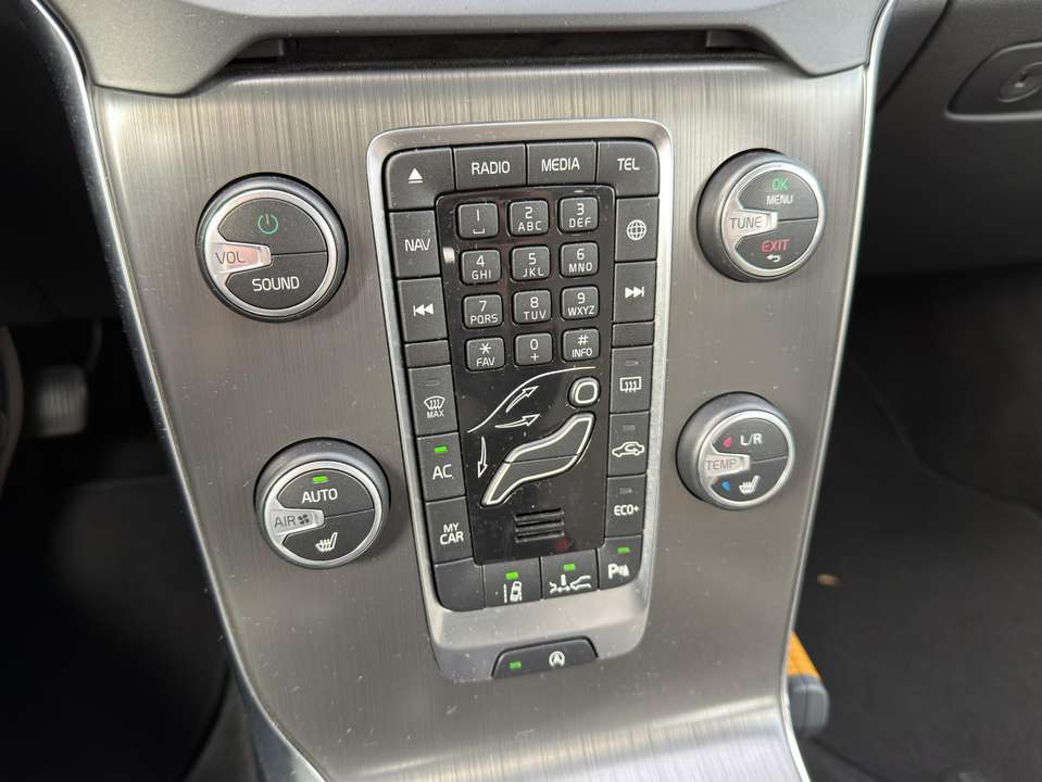 Volvo V40 - Imagem 13