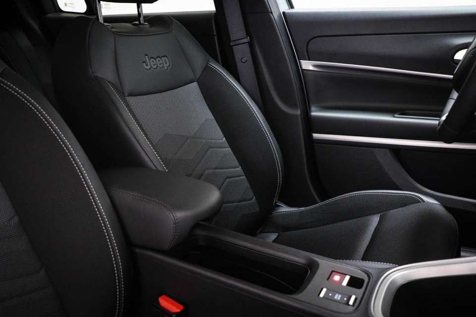 Jeep Avenger - Imagem 13