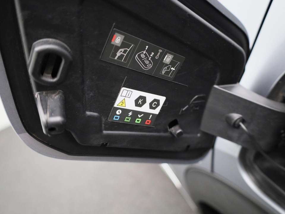 Peugeot e-2008 - Imagem 14