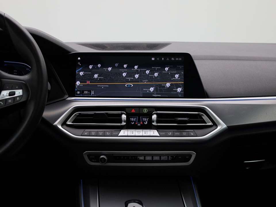 BMW X5 - Imagem 9