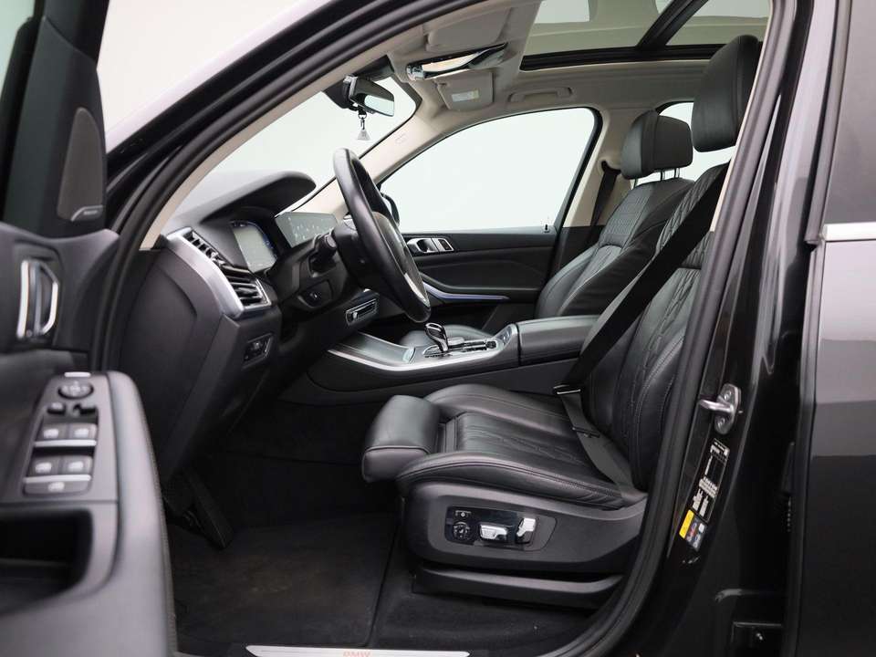 BMW X5 - Imagem 11