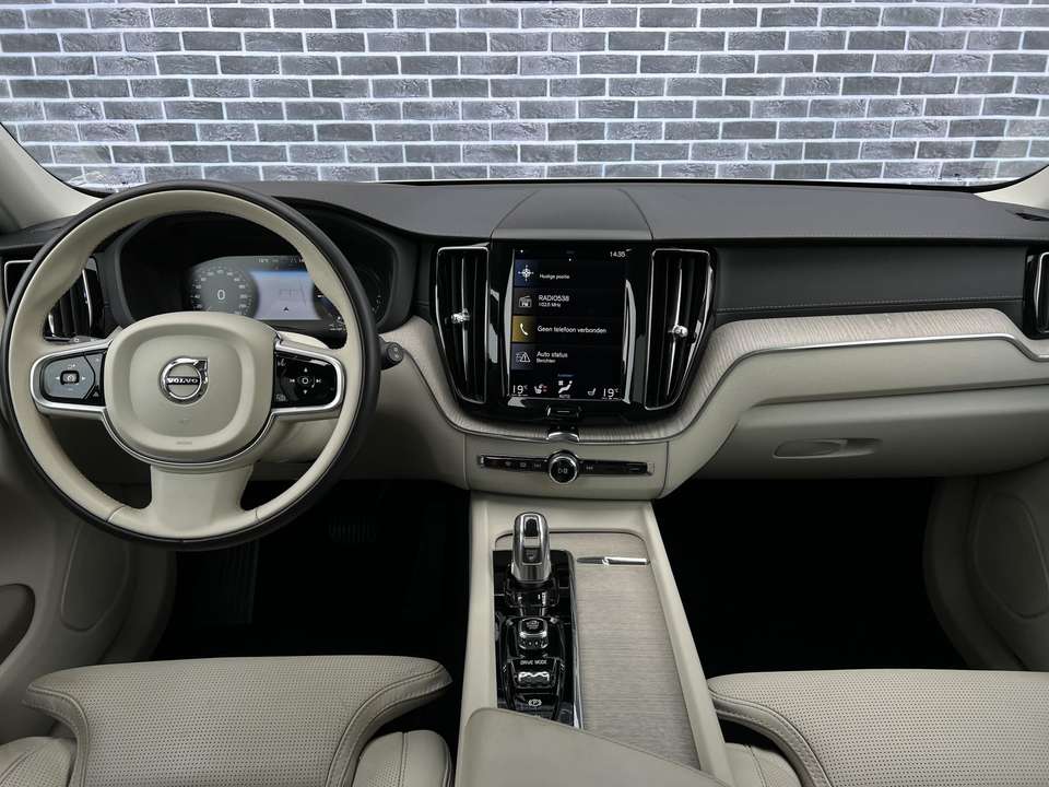 Volvo XC60 - Imagem 6