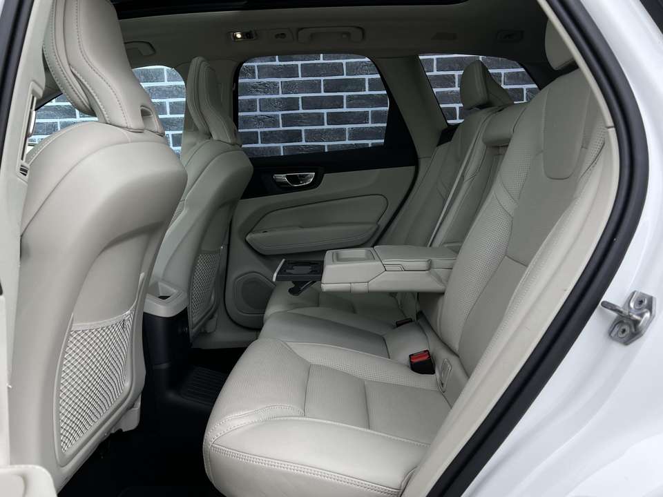 Volvo XC60 - Imagem 8