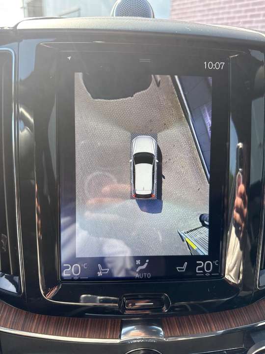 Volvo XC60 - Imagem 11