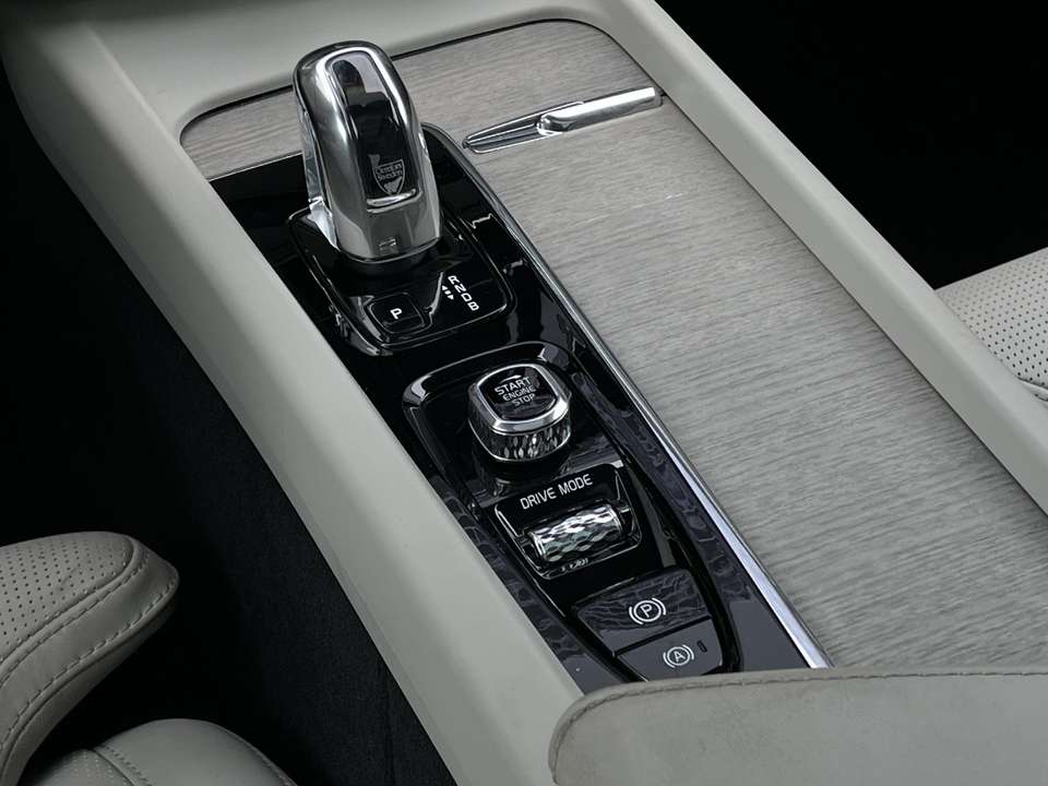 Volvo XC60 - Imagem 12