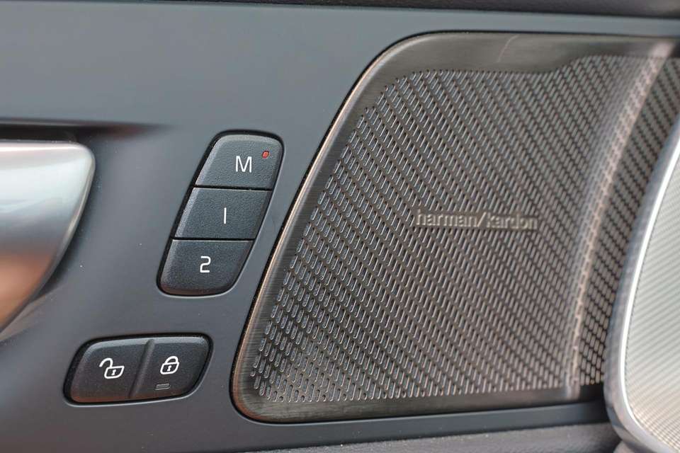 Volvo XC60 - Imagem 12
