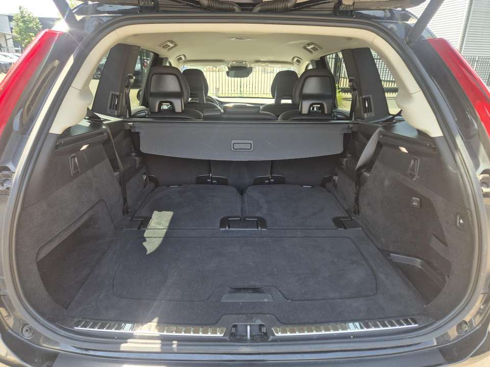 Volvo XC90 - Imagem 8