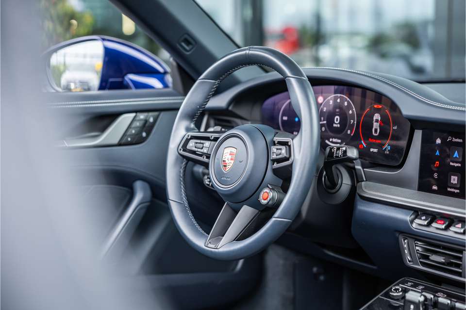 Porsche 992 - Imagem 13