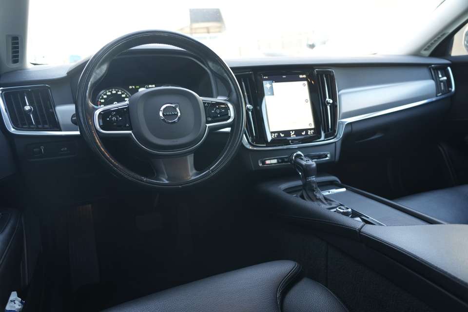 Volvo V90 - Imagem 12