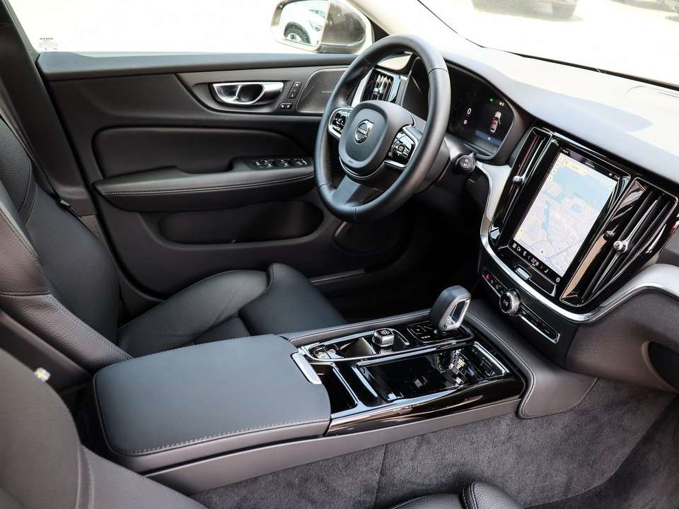 Volvo V60 - Imagem 3
