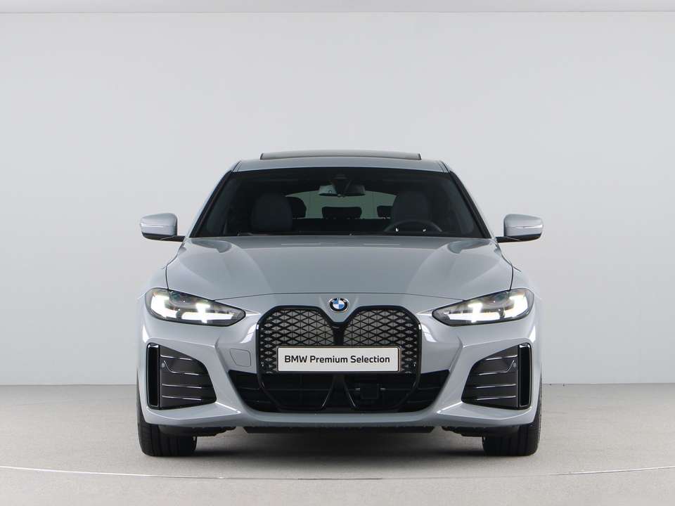 BMW i4 - Imagem 6