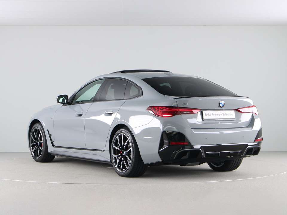 BMW i4 - Imagem 11