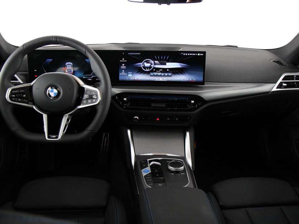 BMW i4 - Imagem 13