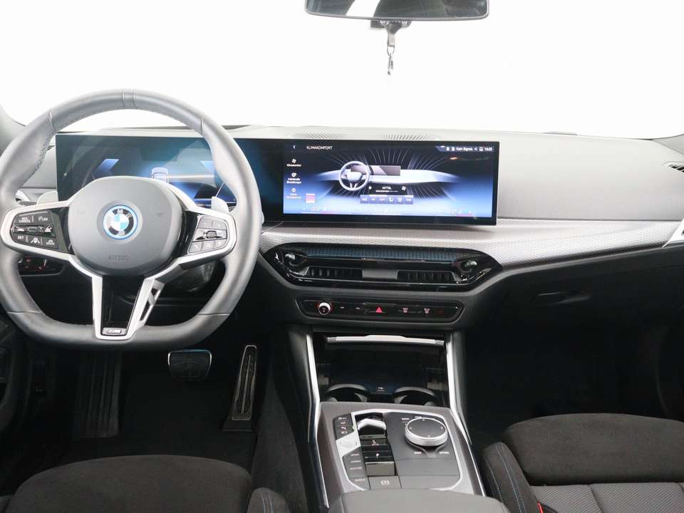 BMW 330 - Imagem 13