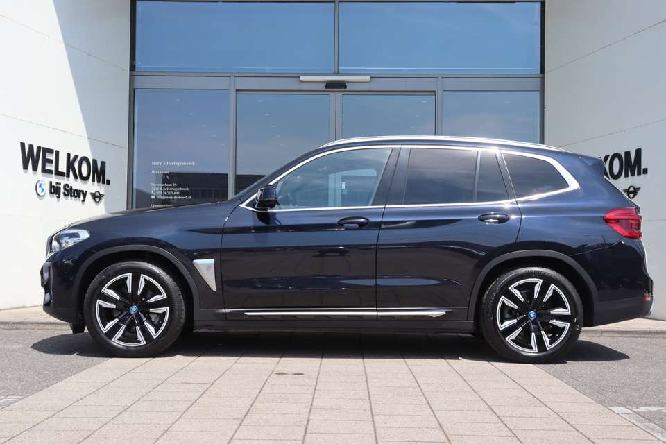 BMW iX3 - Imagem 6