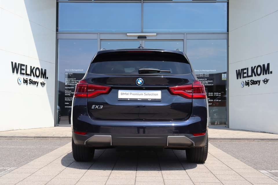 BMW iX3 - Imagem 10