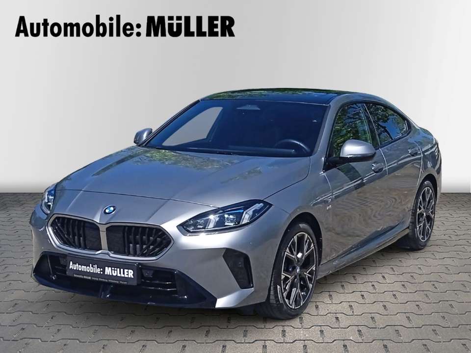 BMW 220 - Imagem 1