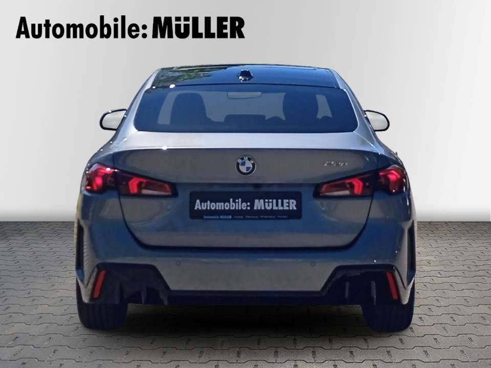 BMW 220 - Imagem 5